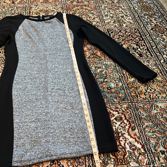 Black and grey exposed silver zipper stretch dress - Picture 6 of 12